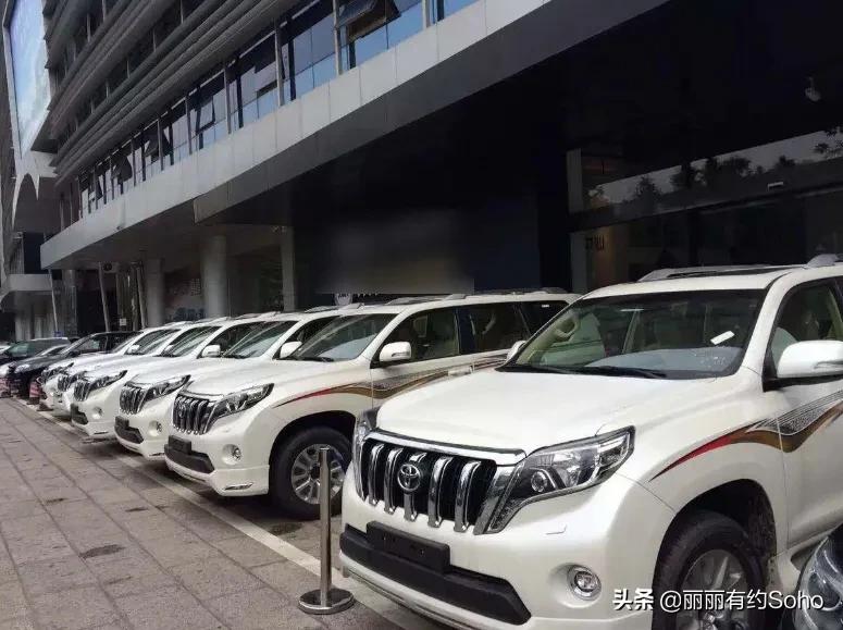丰田霸道新车