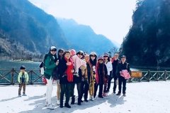 卖掉男友后安排旅游