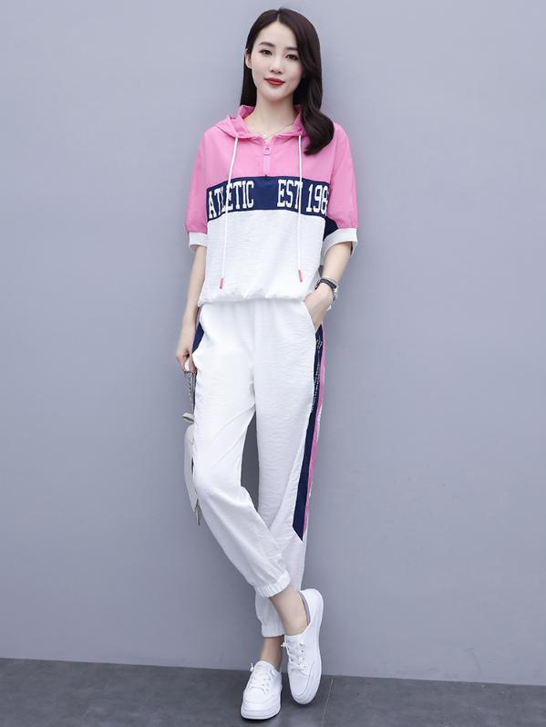 女款大运动服装穿搭平均身高多少,大网眼的运动装下边怎么穿搭?