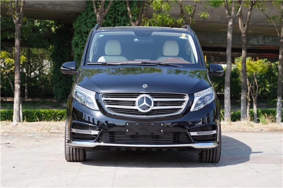 奔驰v250