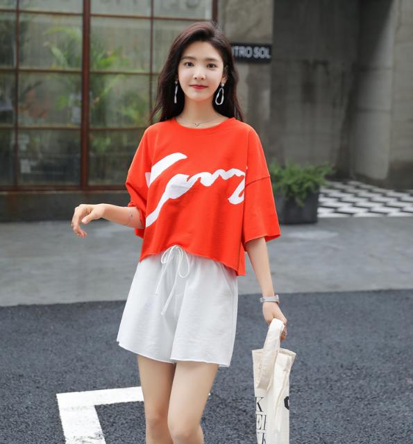 女款大运动服装穿搭平均身高多少,大网眼的运动装下边怎么穿搭?