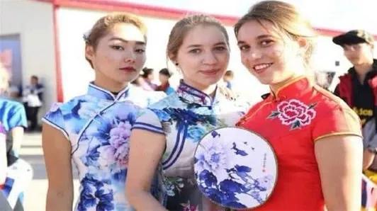 爱国人士们海外生活，爱国人士们海外生活怎么样