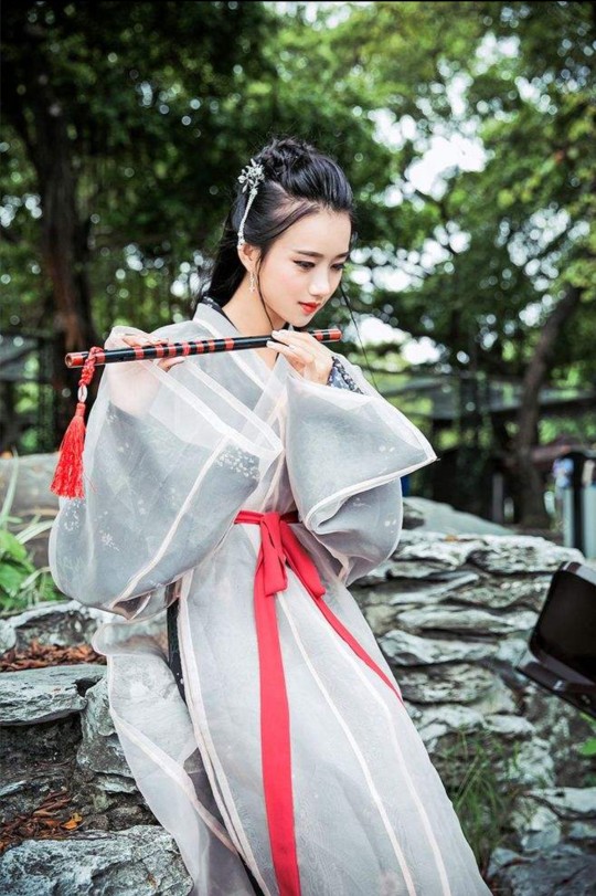 汉服小姐姐在海外生活视频，汉服小姐姐在海外生活视频大全