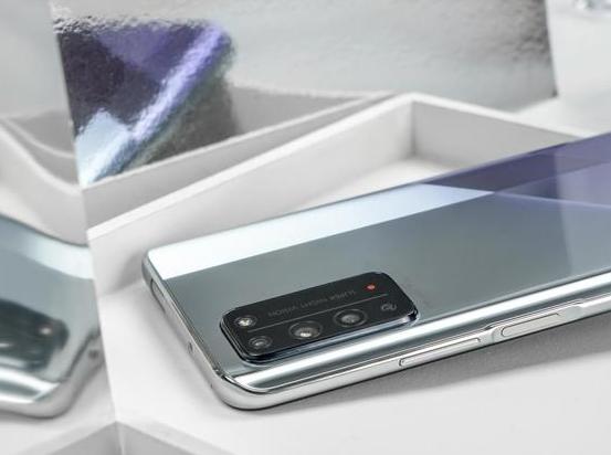 华为荣耀10x(荣耀10x屏幕详细参数及配置?) 华为荣耀10x(荣耀10x屏幕详细参数及配置?)