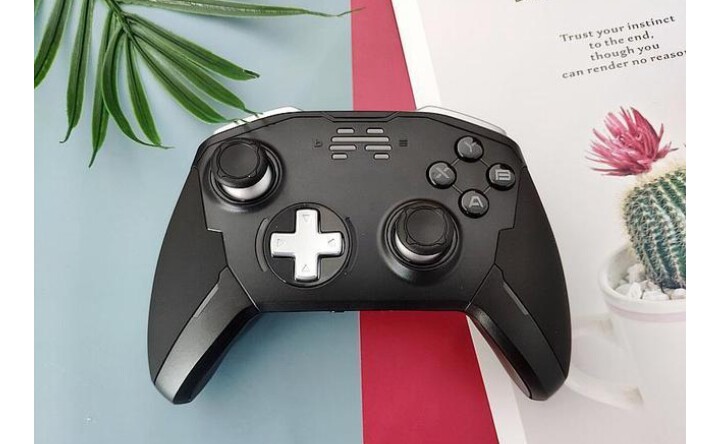 北通新出的那个W1游戏手柄怎么样,玩手游爽吗? 北通新出的那个W1游戏手柄怎么样,玩手游爽吗?