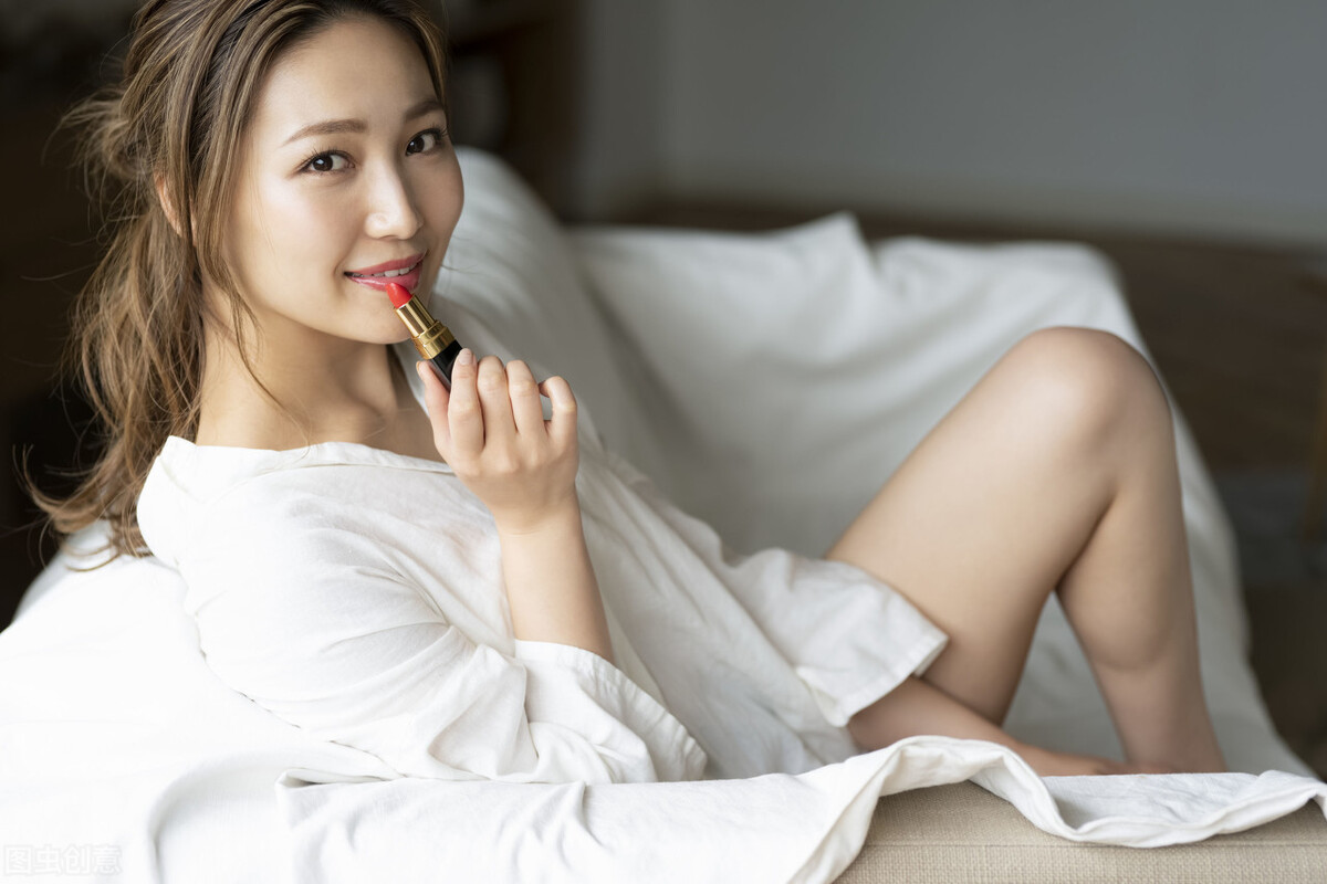 手机素材美女素材网站视频,美女图素材哪里找?