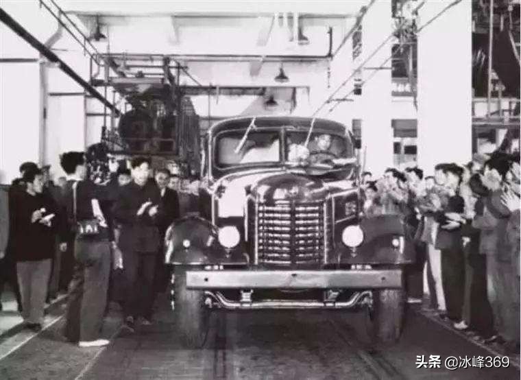 中国最新汽车品牌介绍ppt模板,中国最新汽车品牌介绍ppt模板下载