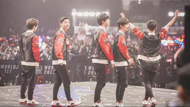 WE上单957，变捞的原因是不是跟EDG厂长一样呢？对此你怎么看？：we957