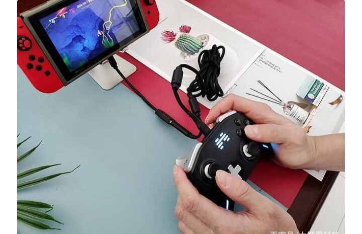 北通新出的那个W1游戏手柄怎么样,玩手游爽吗? 北通新出的那个W1游戏手柄怎么样,玩手游爽吗?