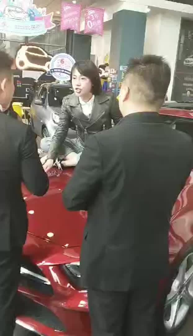 奔驰交车仪式