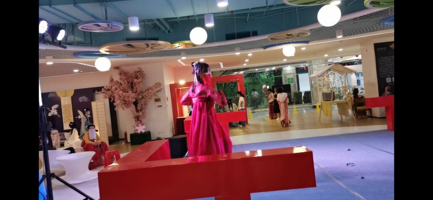 汉服小姐姐在海外生活视频，汉服小姐姐在海外生活视频大全