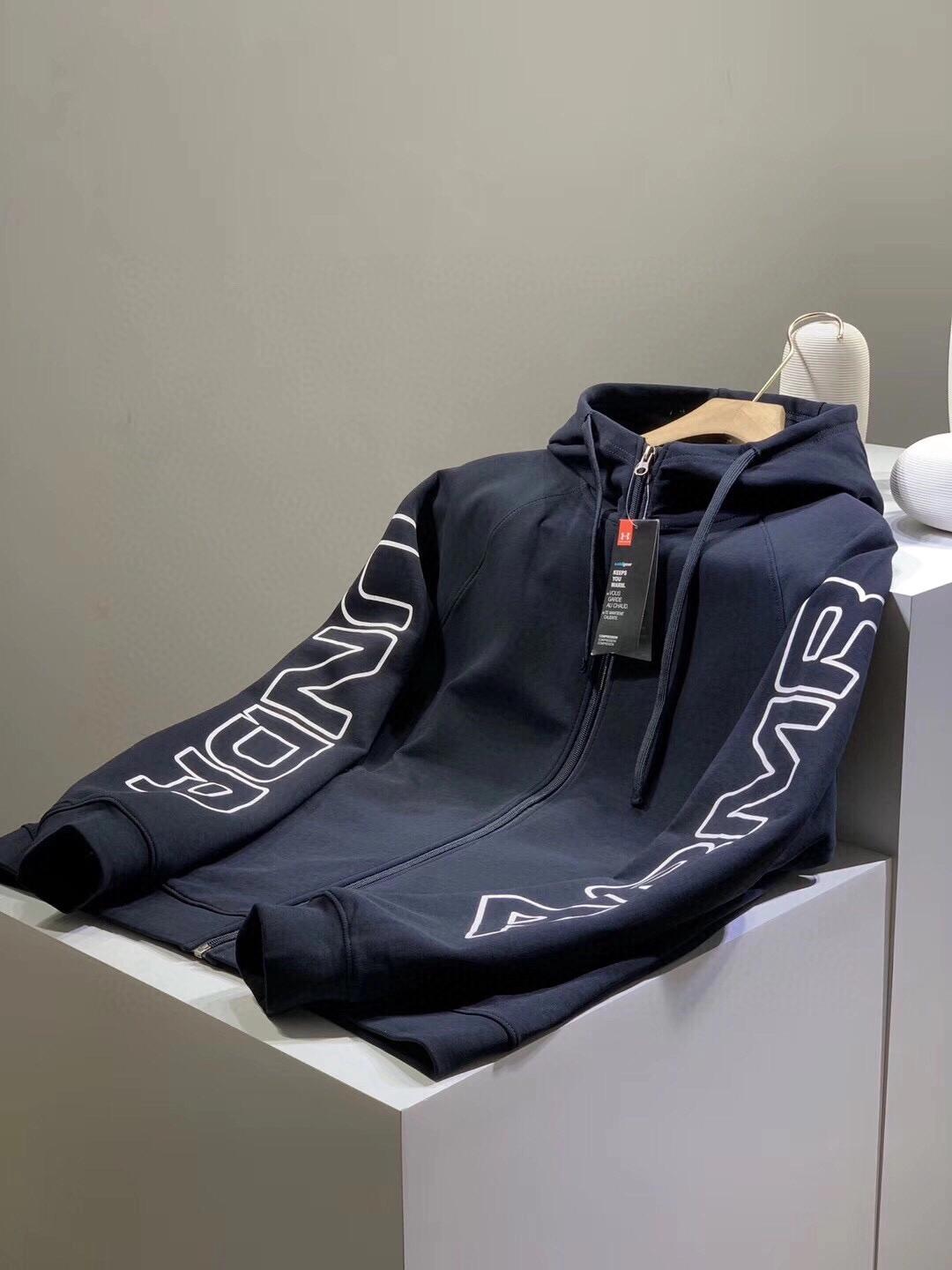 卫衣哪个品牌好？：卫衣牌子