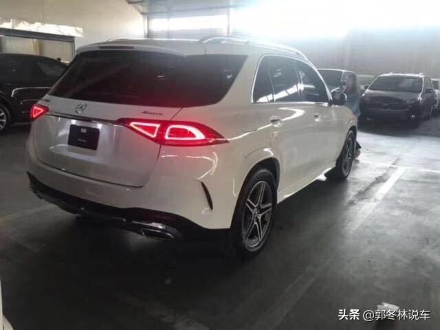 奔驰gle白色