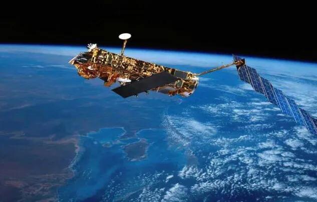 失联50年的卫星“活了”，突然向地球传信息，被外星人控制了吗？：载约50人客机失联