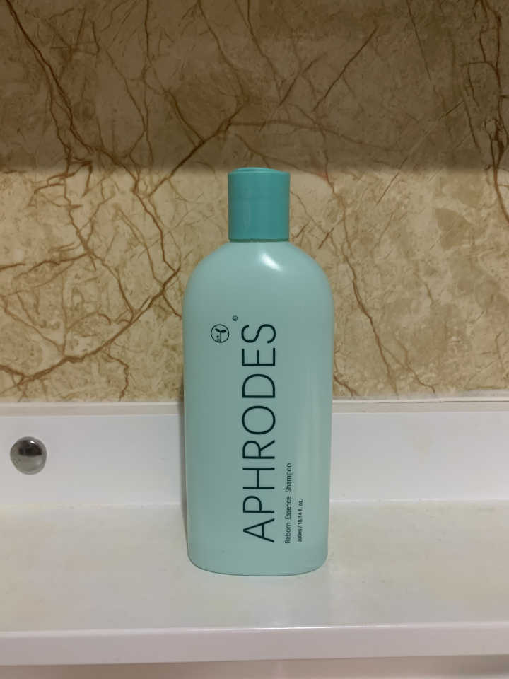 最好用的洗发水（洗发水什么牌子好用味道好闻？）