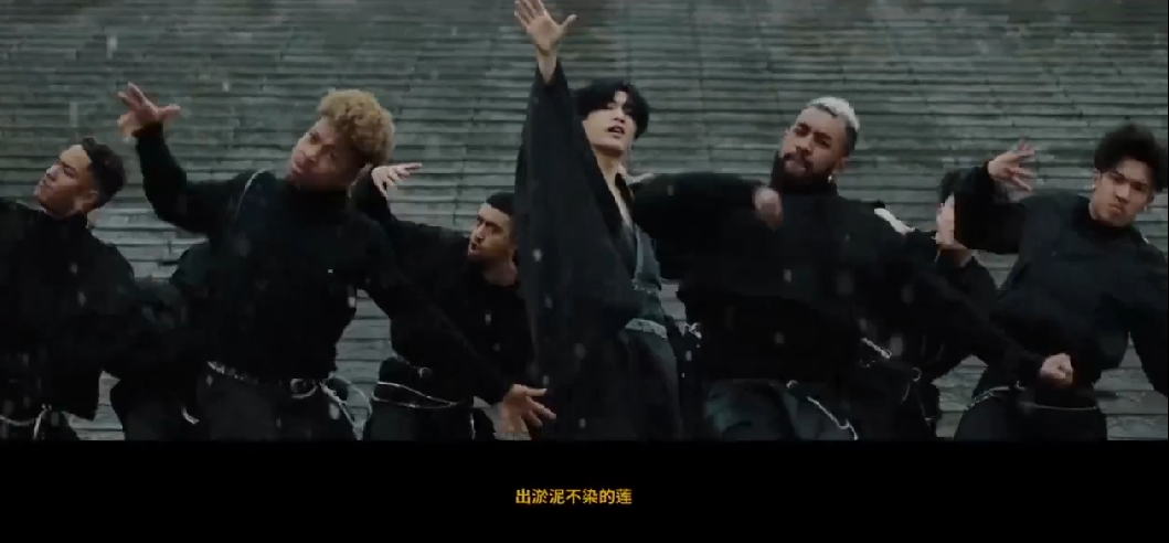 海外生活张艺兴，海外张艺兴最新mv反应