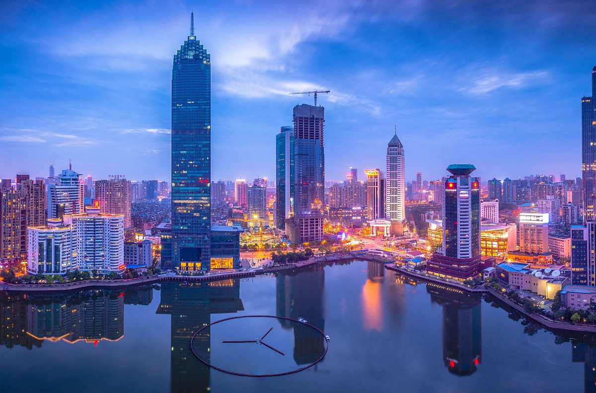 天门市到武汉市有多少公里？