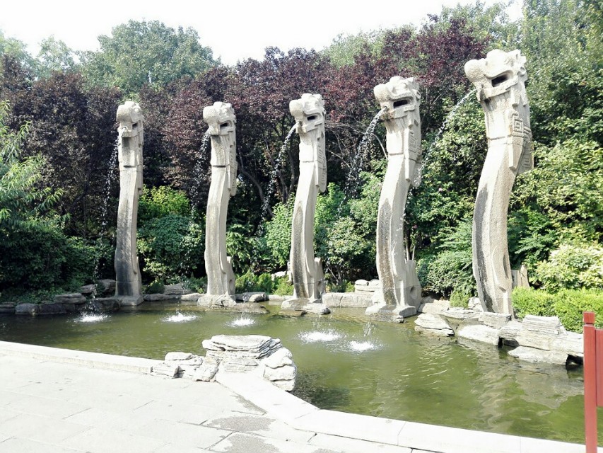 济南市五龙潭在哪个区