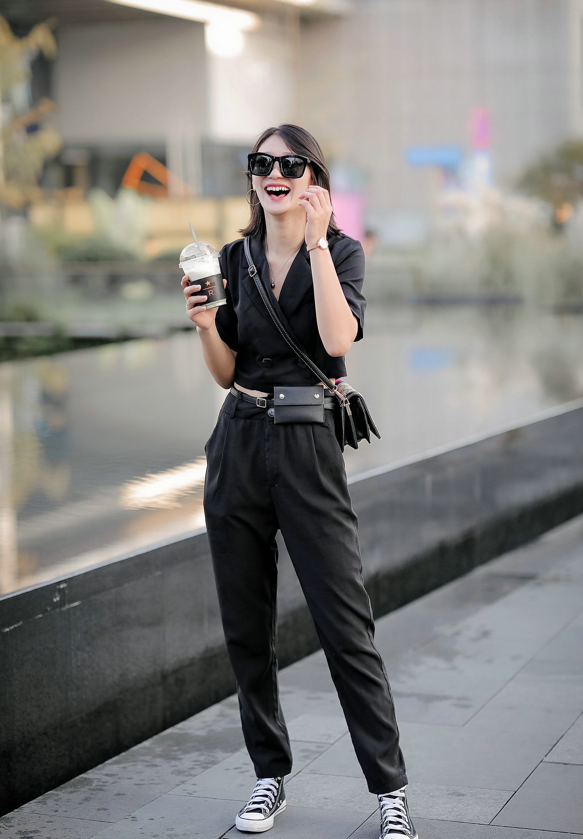 [阳光灿烂的图片]你有哪些笑容灿烂的照片？