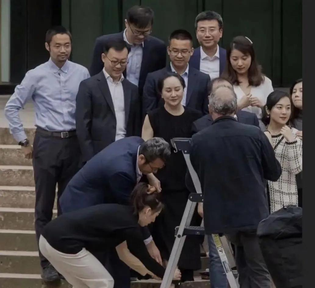 孟晚舟从加拿大回来后会成为华为接班人吗，任正非对此有何说法？：孟晚舟 华为董事长