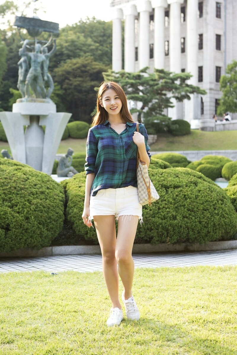 手机素材美女素材网站视频,美女图素材哪里找?