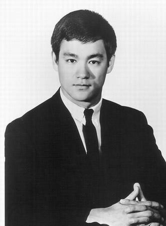 李小龙离世细节曝光