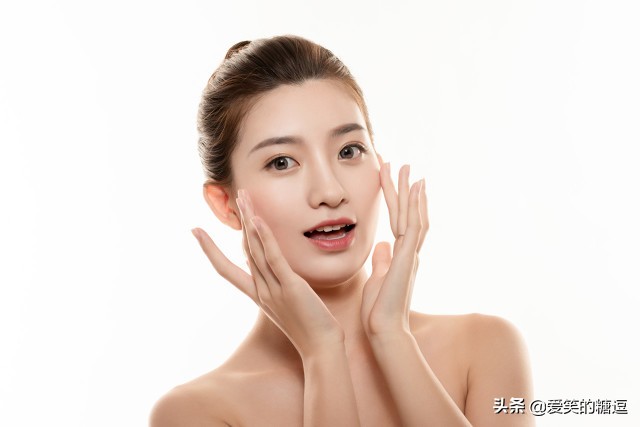 化妆技巧才能好看
