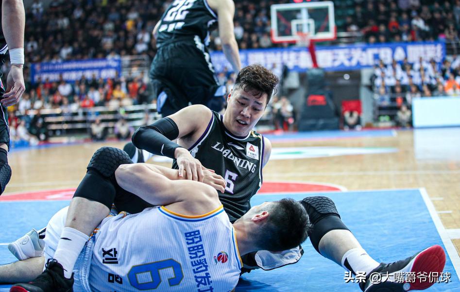 CBA辽宁的贺天举巅峰时期能力如何？现在他对辽篮还有何作用？