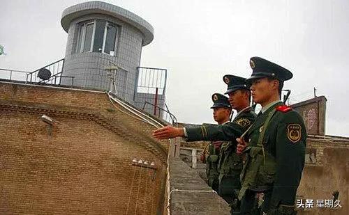 死刑犯在执行死刑同意书上，是自己签字画押吗？流程是什么样的？：95年黑老大核准死刑