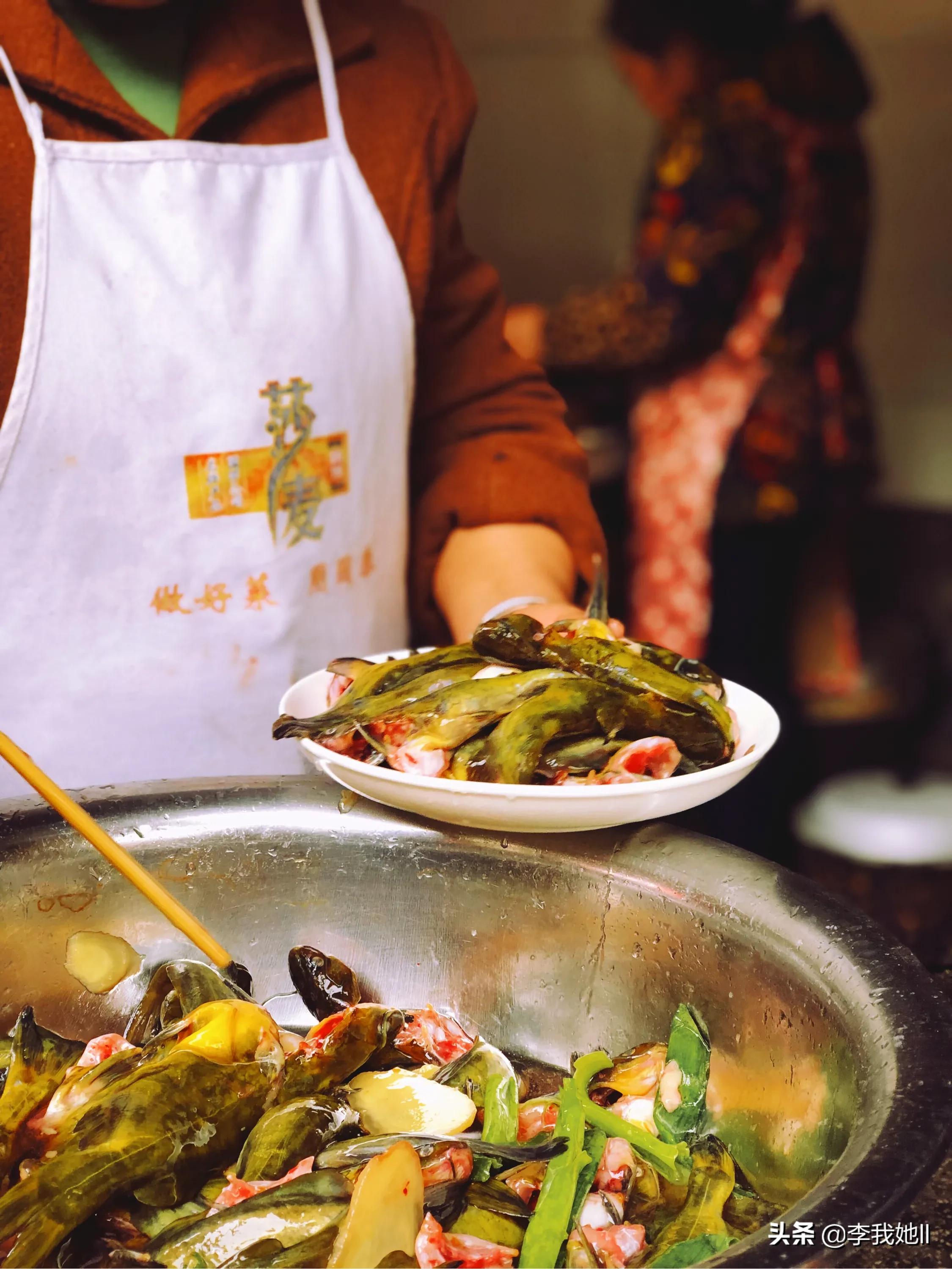 [照片全家福]过年的时候有多少家庭喜欢拍全家福照片？拍全家福对于中国人来说有着什么意义？