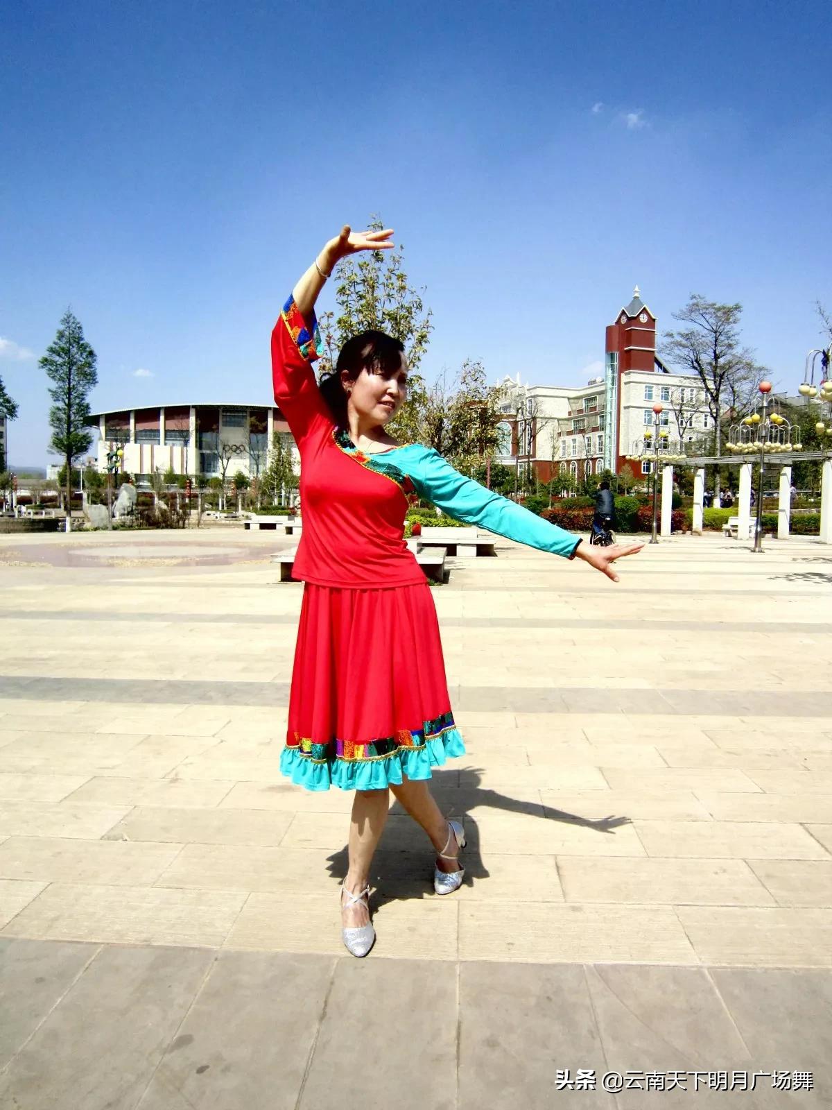 [广场舞图片]最火最简单广场舞有哪些？