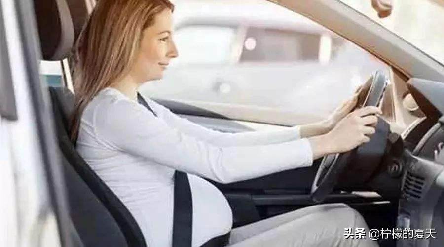 烟台孕妇醉驾撞车，致对方一家三口两死, 你怎么看？：男子救一家三口牺牲