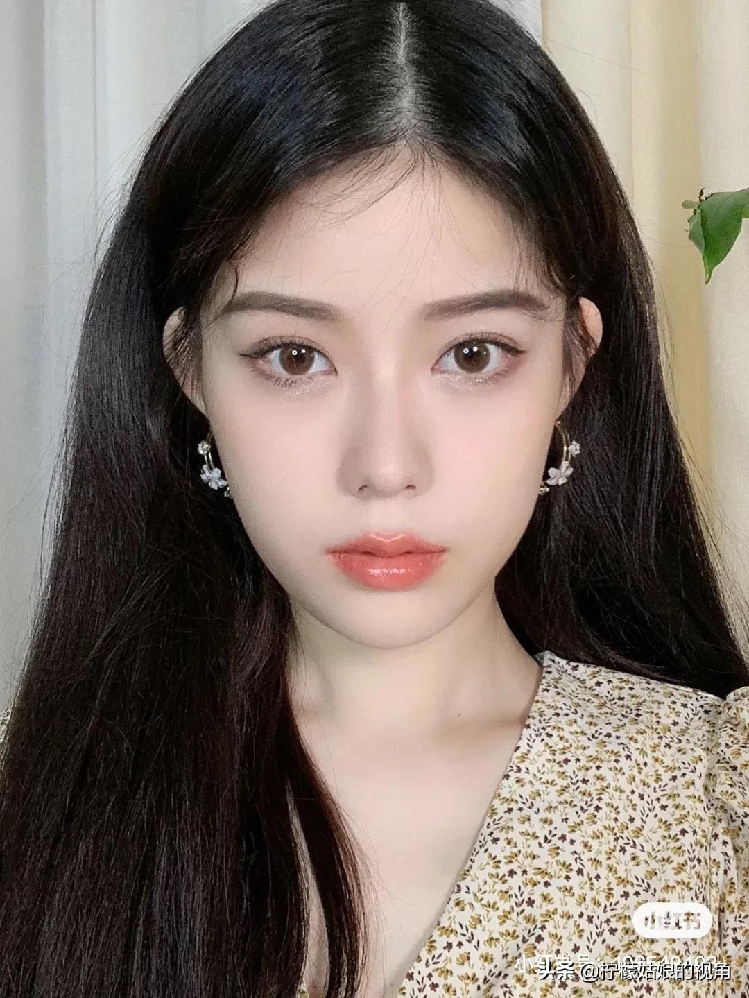 春季化妆技巧
