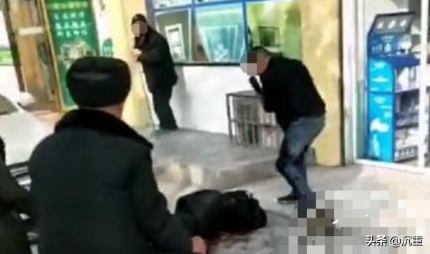 [男子街头无差别砍人]宜春男子街头砍人，致对方死亡，你怎么看？