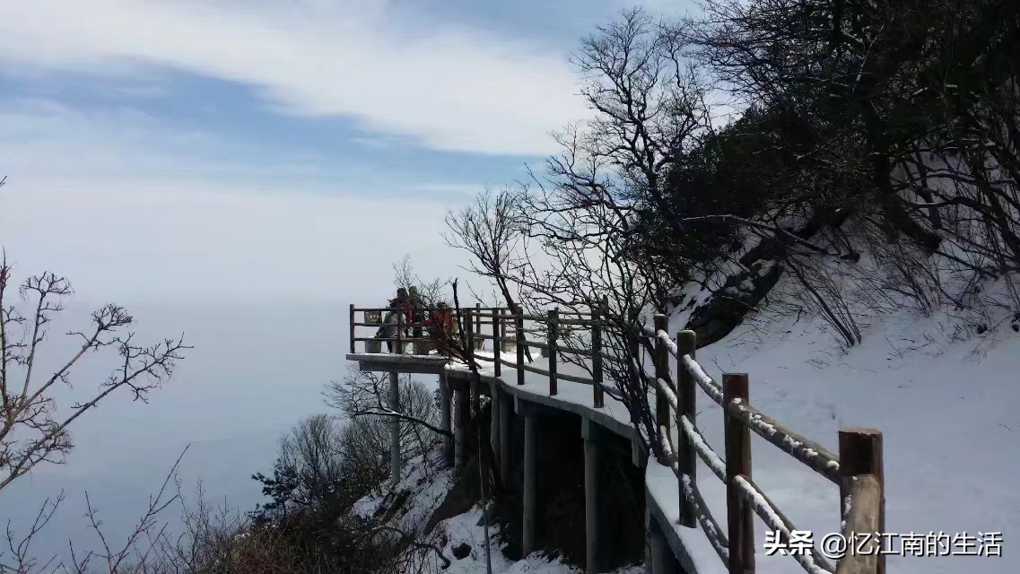 河南农家吃住一体的避暑哪里最好？