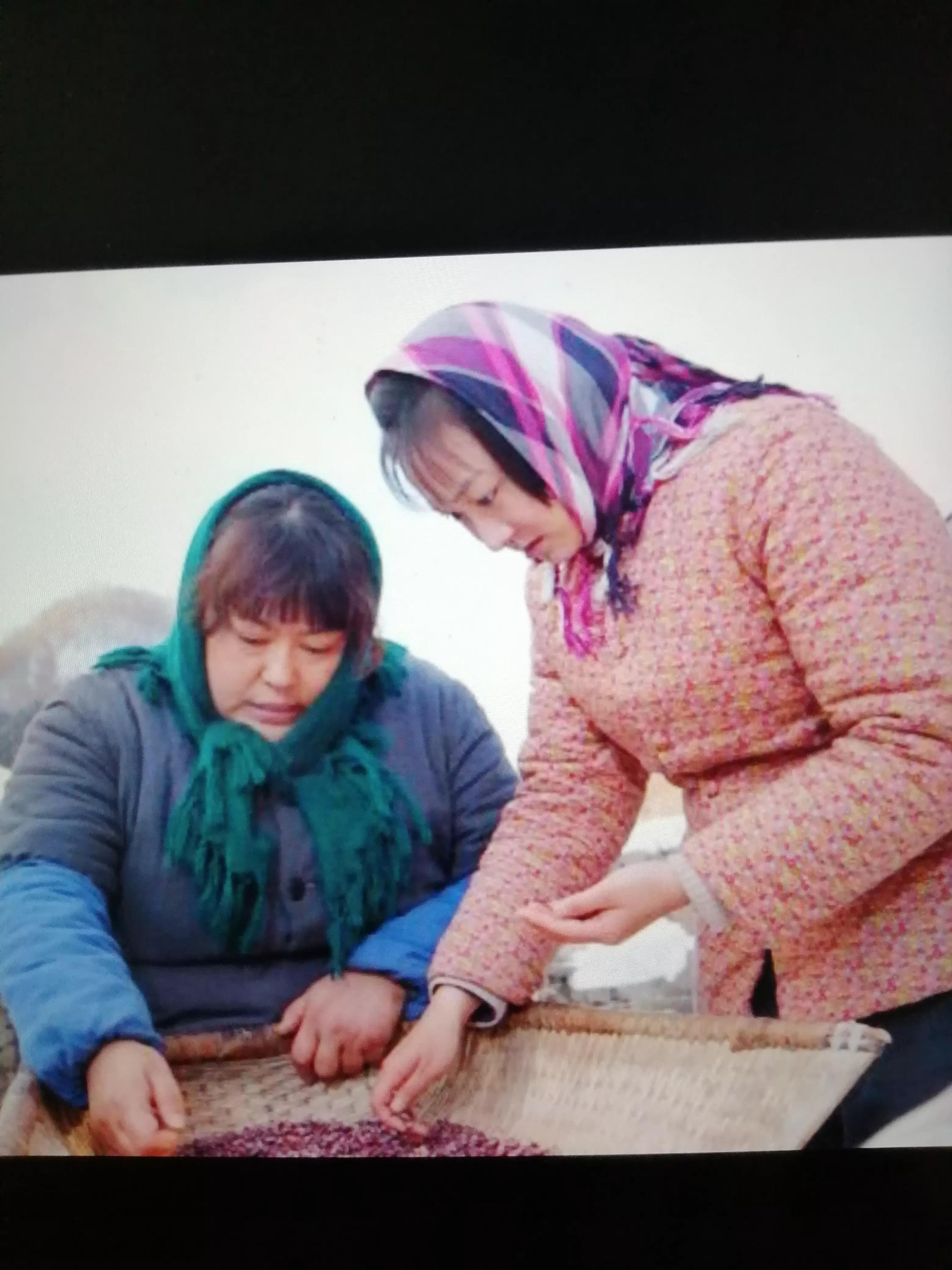 如果一个女孩对你说命苦,应该怎么安慰她呢?:苦命少女 如果一个女孩对你说命苦,应该怎么安慰她呢?:苦命少女