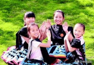 [带3名子女离美被拦]远嫁后活得很累，有三个小孩想离婚，该怎么办？