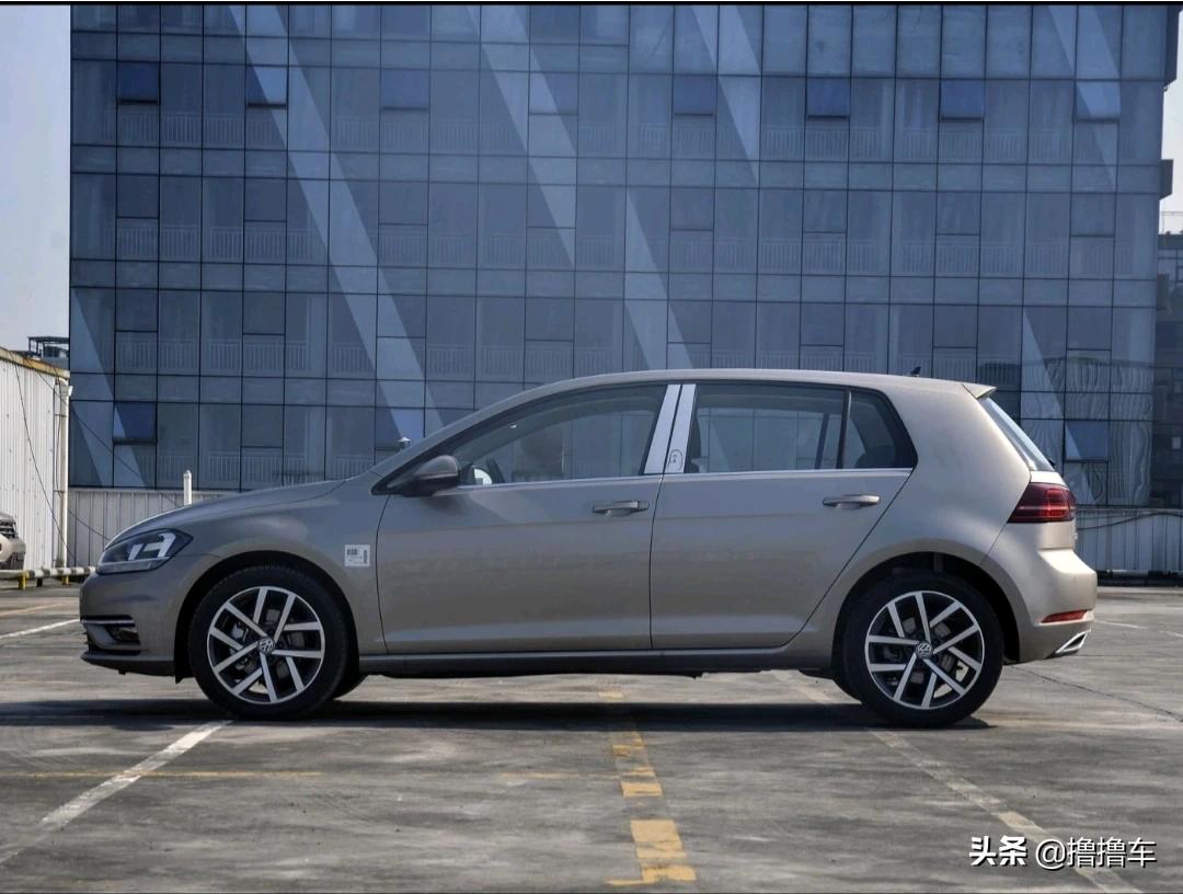红旗高尔夫汽车报价,红旗高尔夫汽车报价及图片