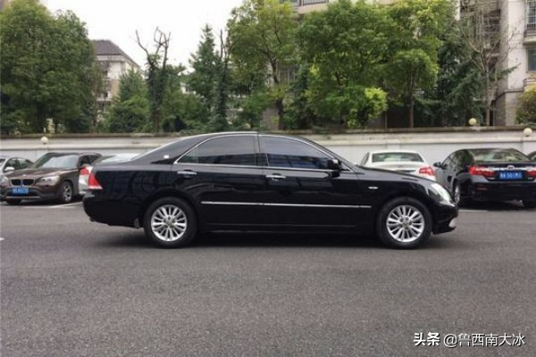 二手皇冠车