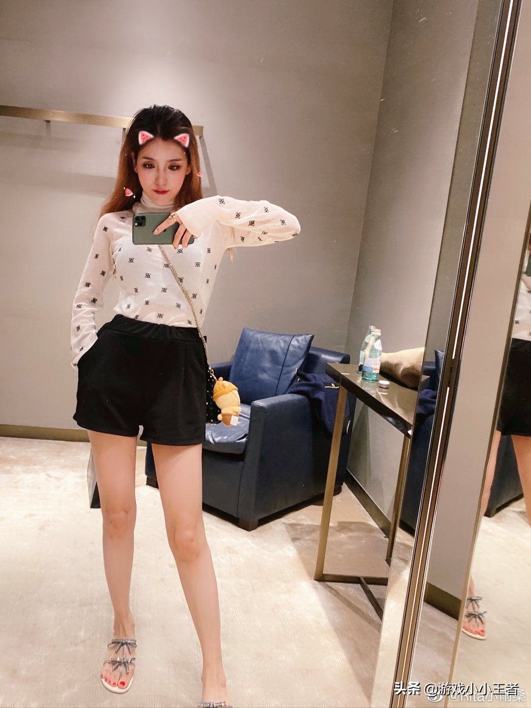 [网友自拍区]别人要问你要自拍咋回答？