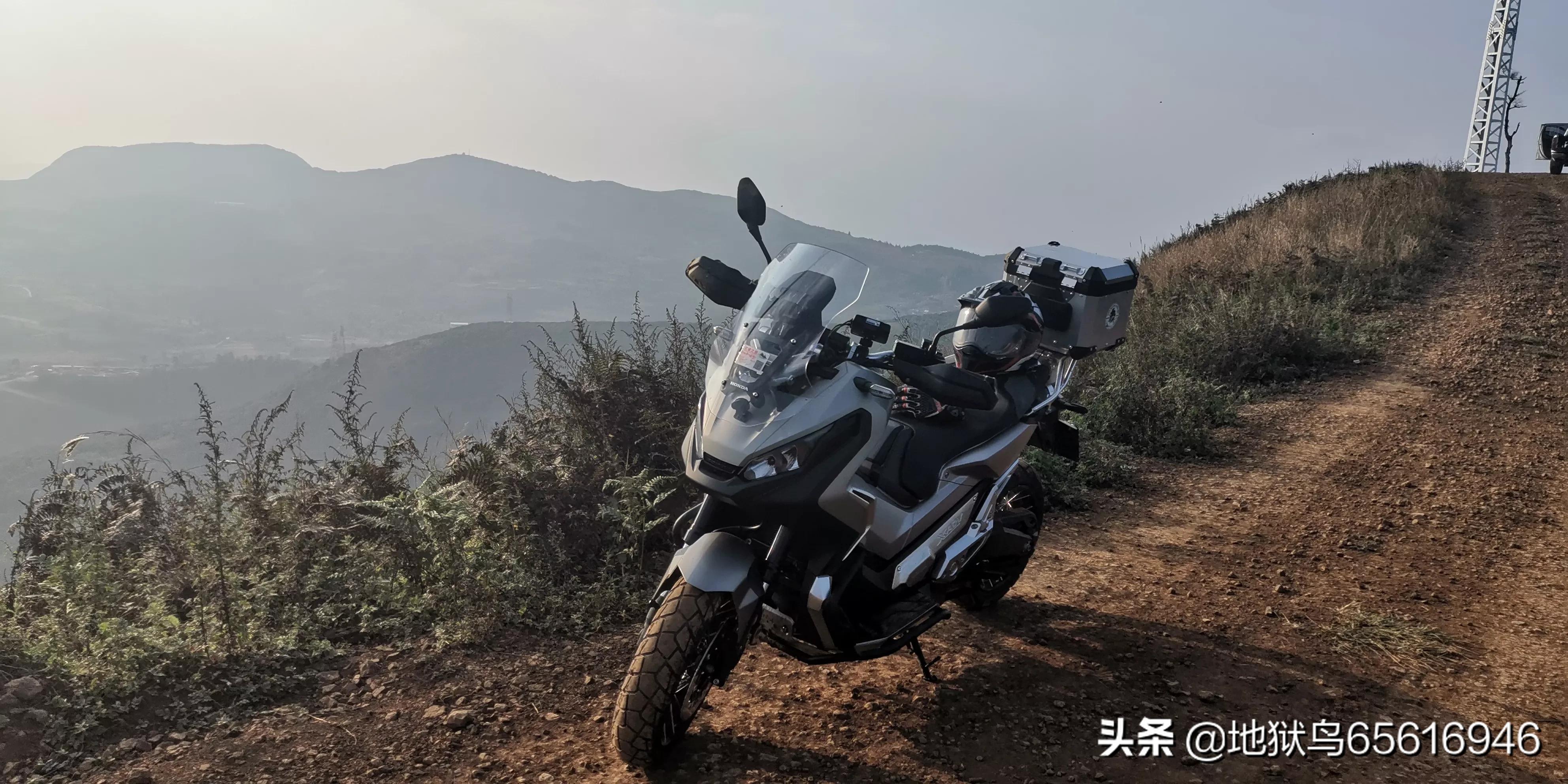 本田 x-adv