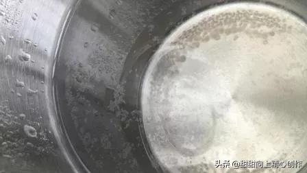 电水壶如何去除水垢五种方法让你轻松去水垢？：电水壶怎么除水垢