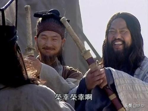 华山派剑宗的封不平是否能打过气宗的岳不群？
