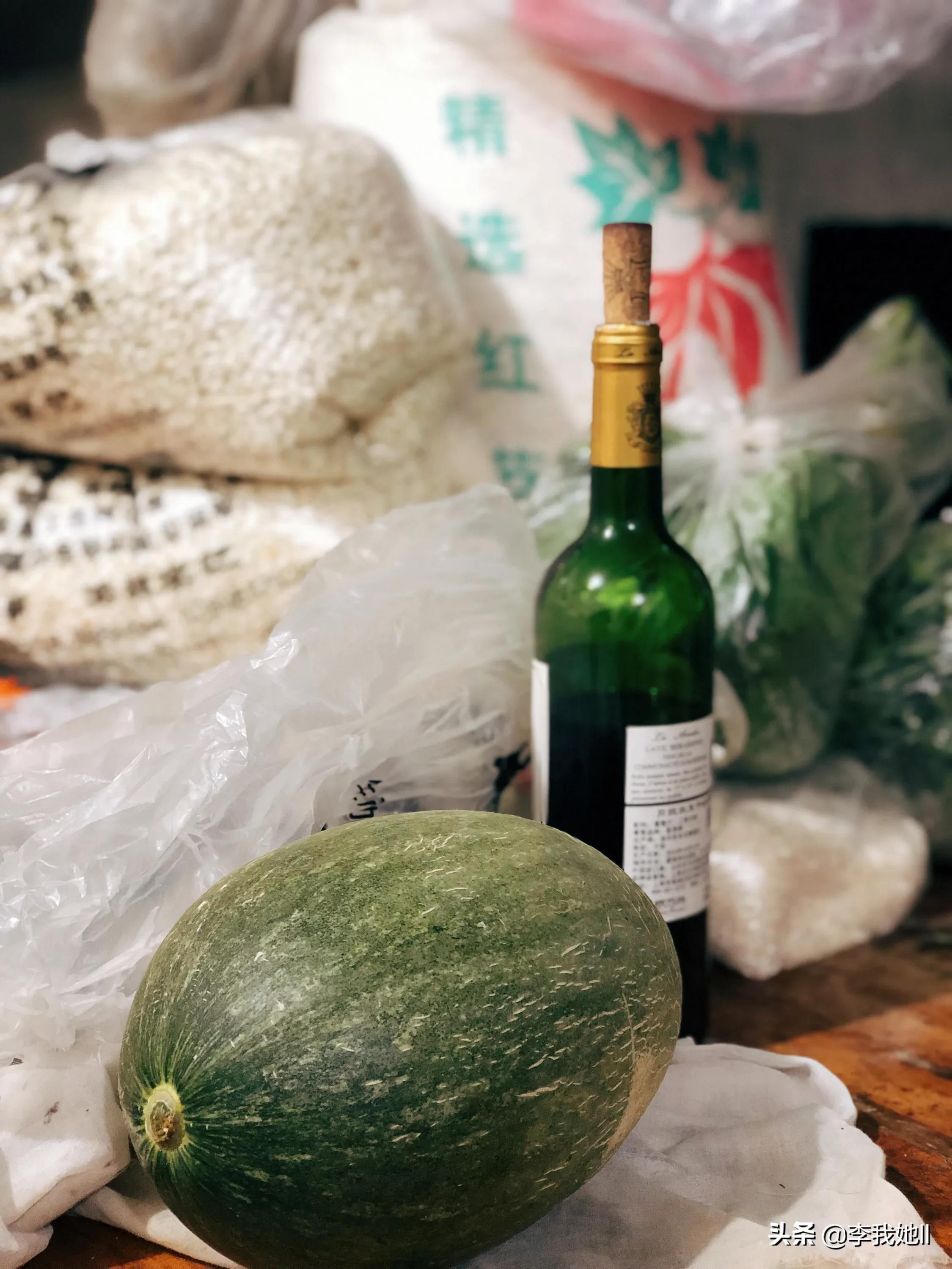 [照片全家福]过年的时候有多少家庭喜欢拍全家福照片？拍全家福对于中国人来说有着什么意义？