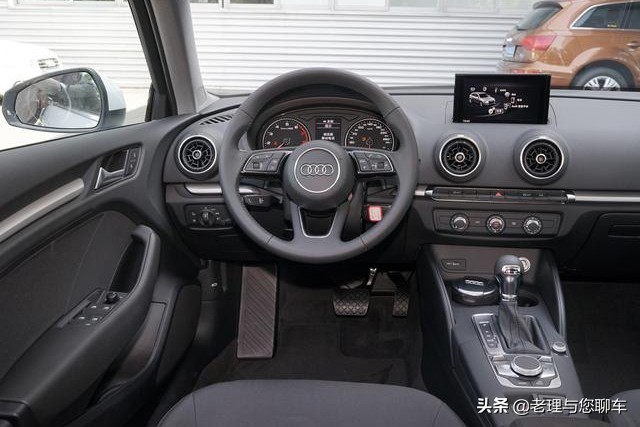 奥迪性能车