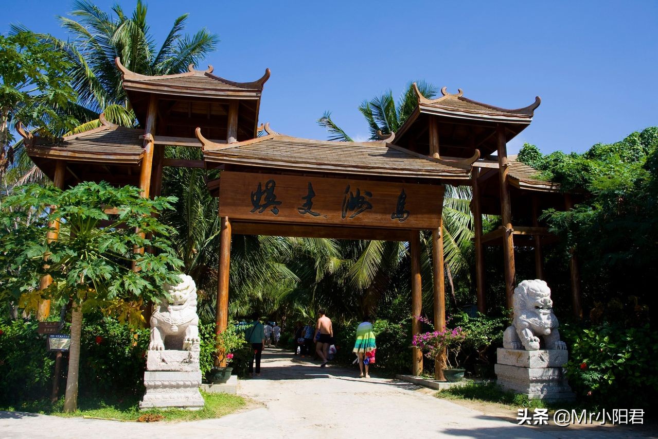 三亚A级旅游景区今天恢复开放了，想出门，哪里海风比较舒服呀？：三亚非必要不出门