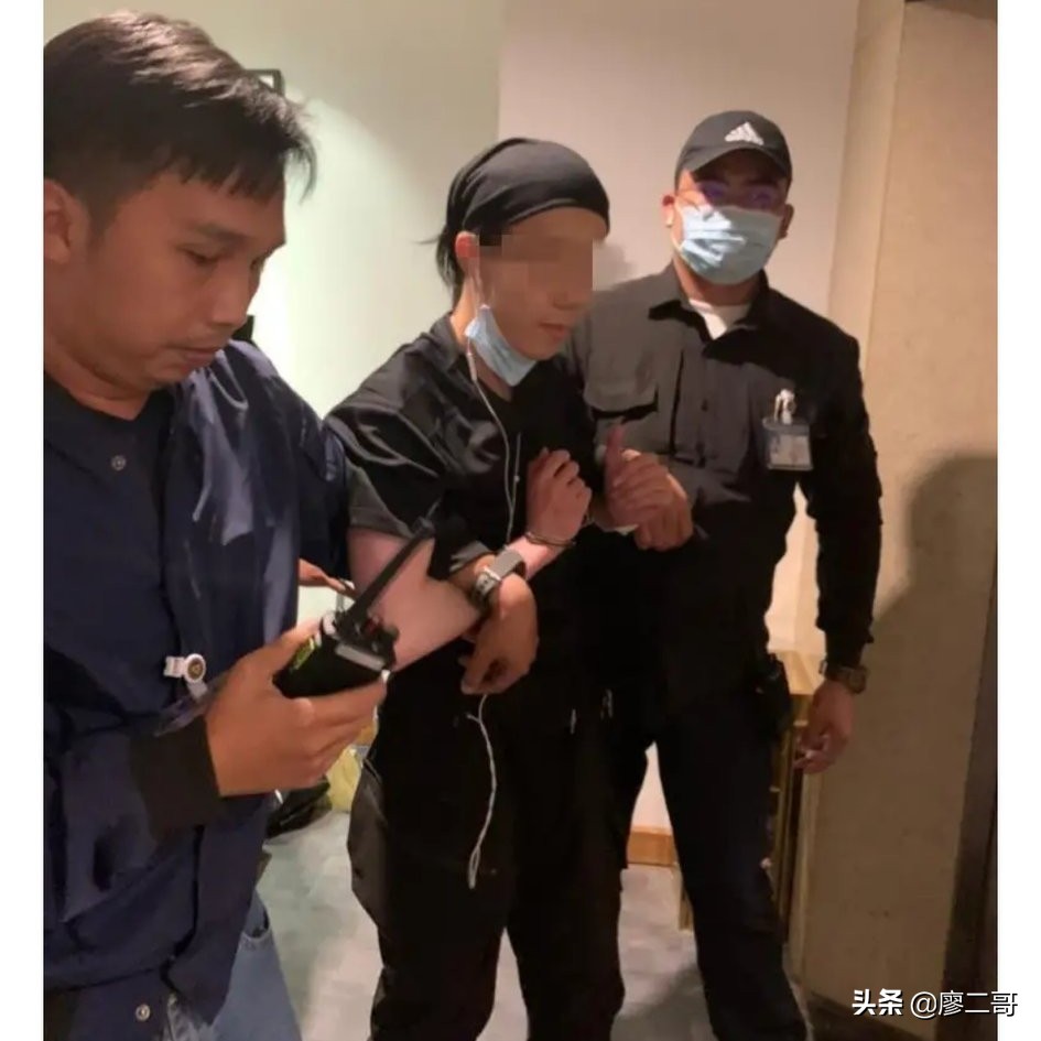 广西高校一教授及丈夫在家中被儿子杀害，他们到底发什么矛盾？：当儿子面被前夫杀害