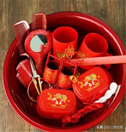 找人做婚庆用品生意怎么样，找人做婚庆用品生意怎么样呢