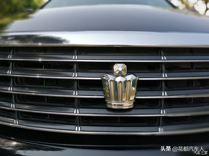9代二手皇冠汽车报价,9代二手皇冠汽车报价及图片