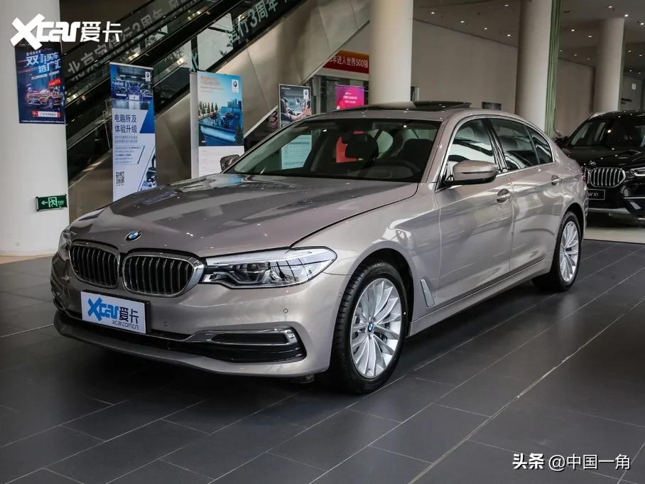 宝马五系黑色